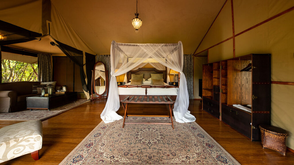 Sand river safari lodge in Masai Mara, Kenya