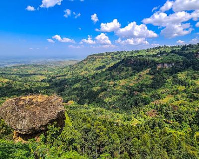 Sipi valley on Mountain Elgon mountaineering and hiking on safari